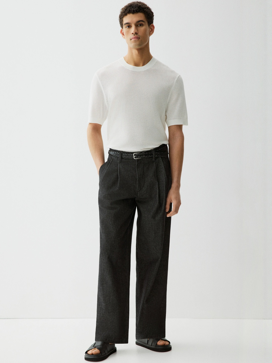 H&M Regular Fit Hole-Knit T-shirt