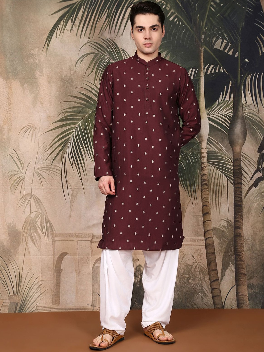 Sangria Men Maroon Sequin Embroidered Straight Kurta