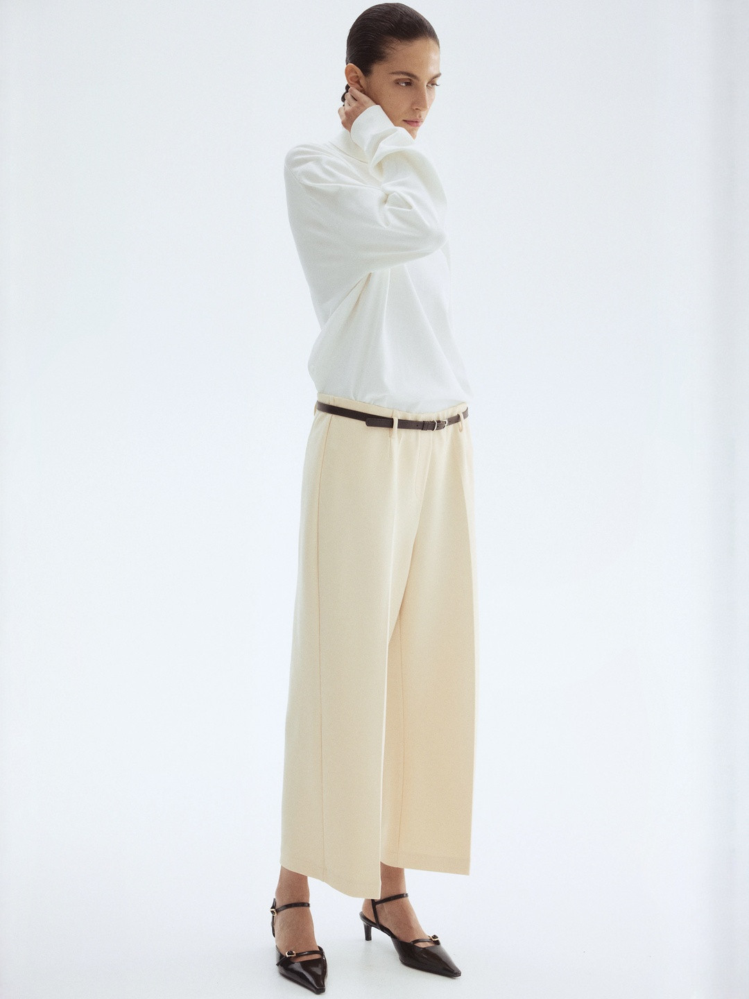 H&M Belted Ankle-Length Trousers