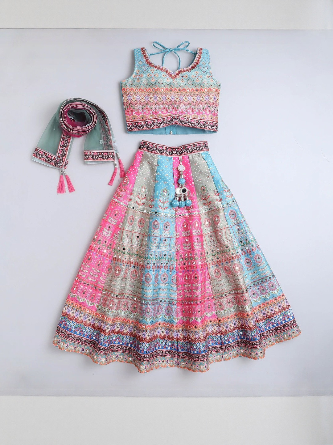 KL9KIDS Girls Printed Thread Work Tie and Dye Ready to Wear Lehenga & Blouse With Dupatta