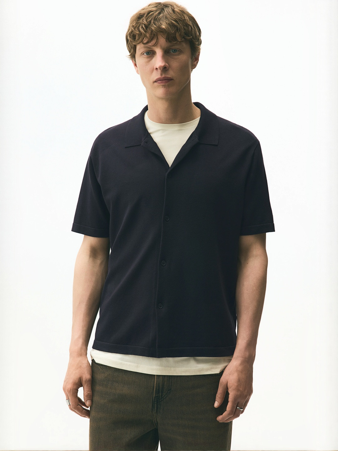 H&M Men Cuban Collar Regular Fit Short Sleeves Shirt