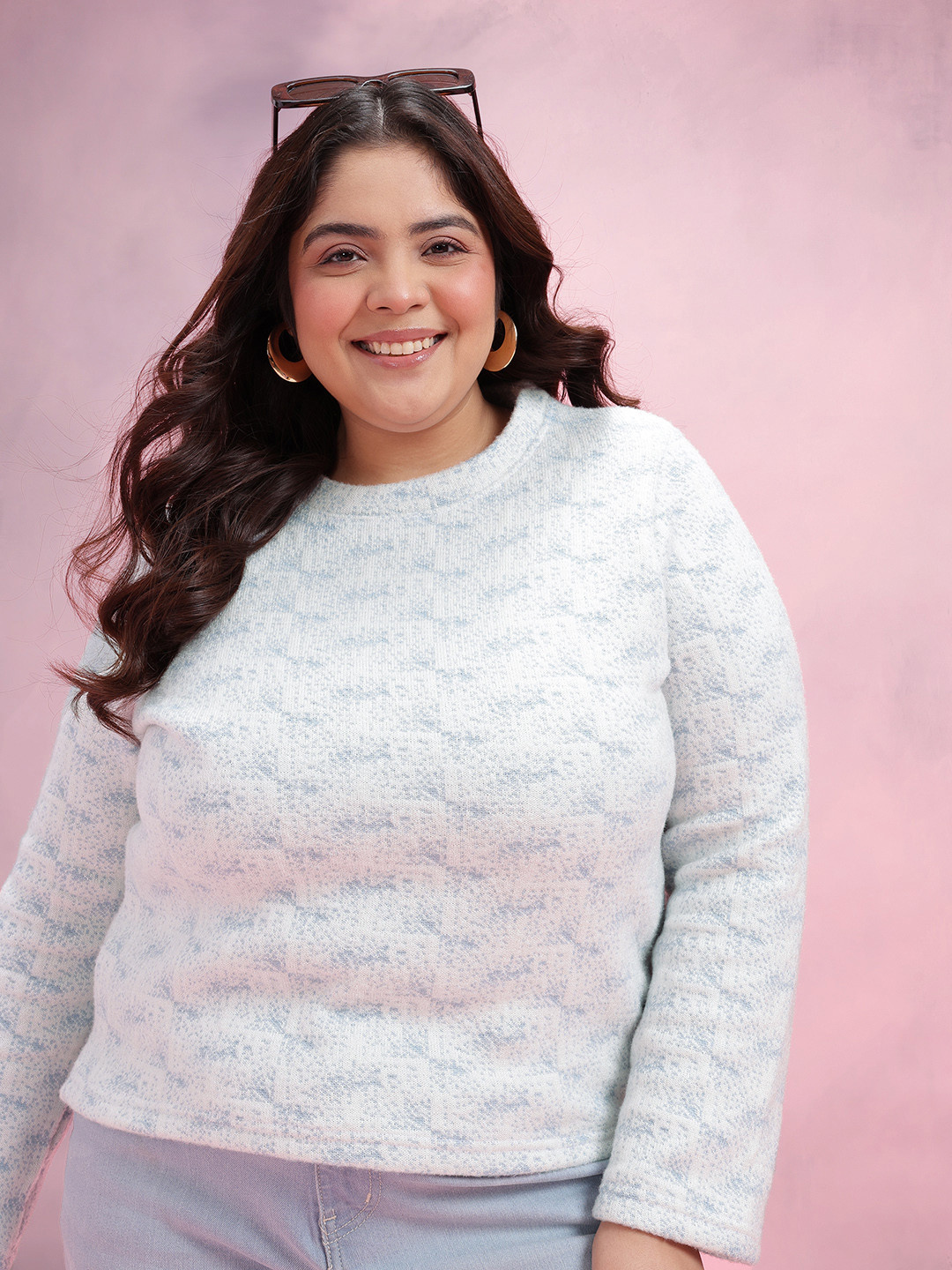 DressBerry Curve Abstract Self Design Pullover with Fuzzy Detail