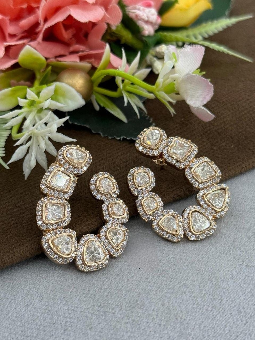 VANSHIKA JEWELS Rose Gold Plated Kundan Round Drop Earrings