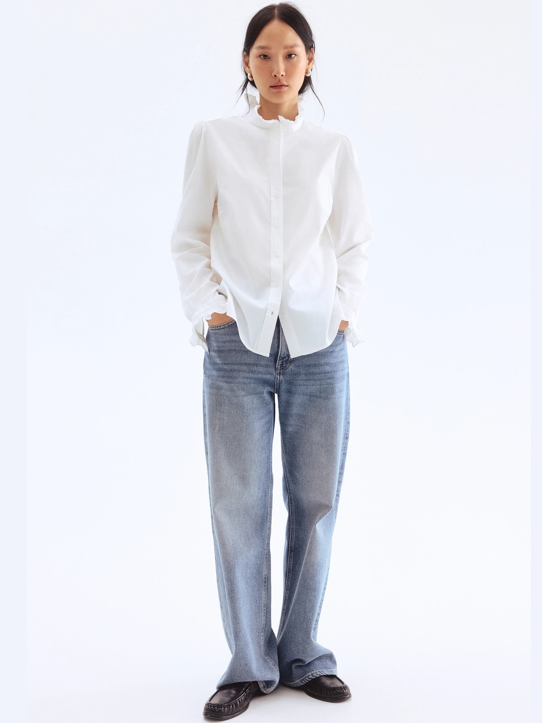 H&M Frilled-Collar Blouse