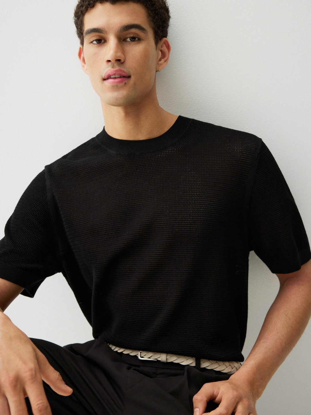 H&M Regular Fit Hole-knit T-shirt