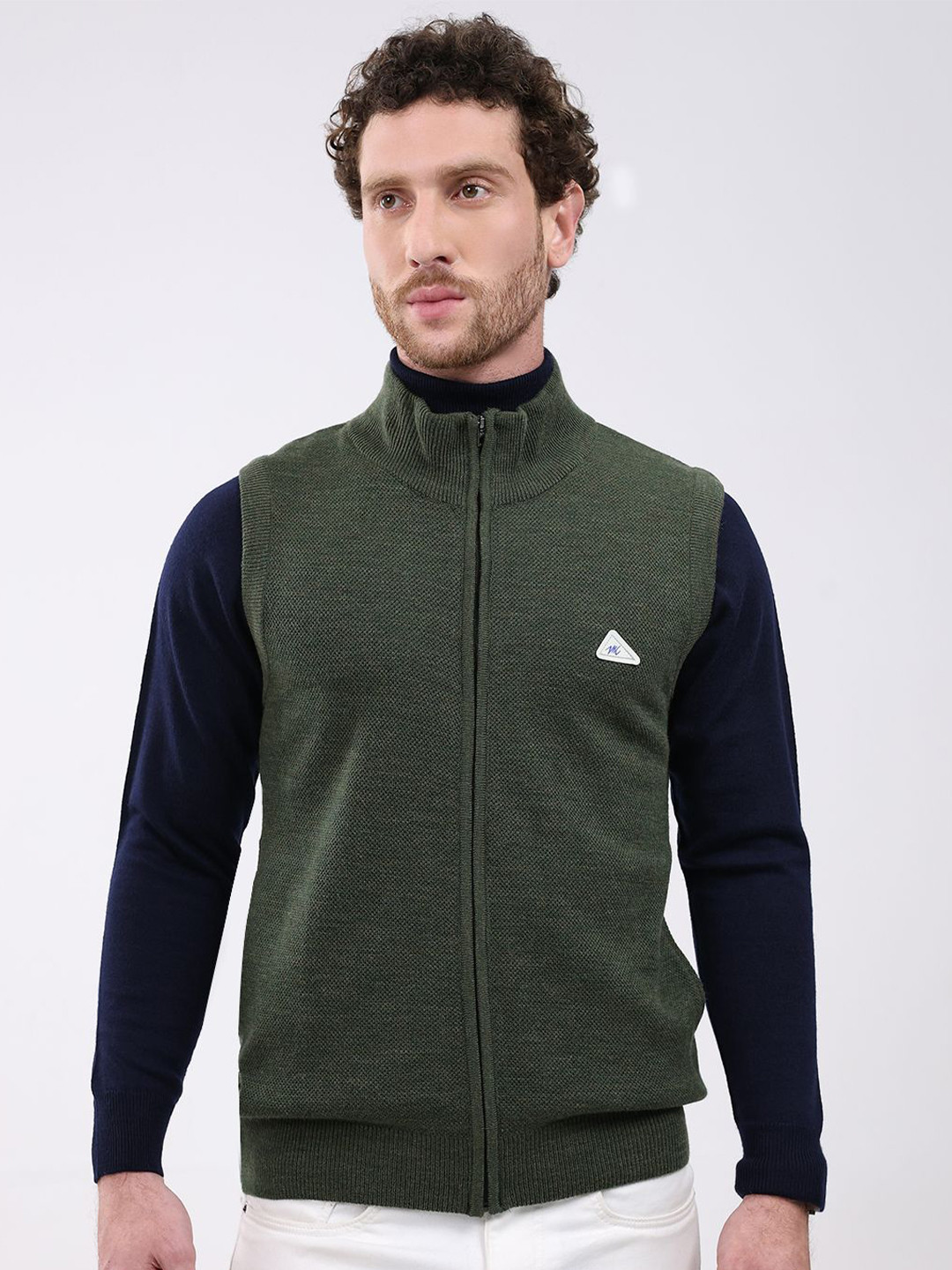 Monte Carlo Men Solid Sleeveless Woollen Sweater Vest