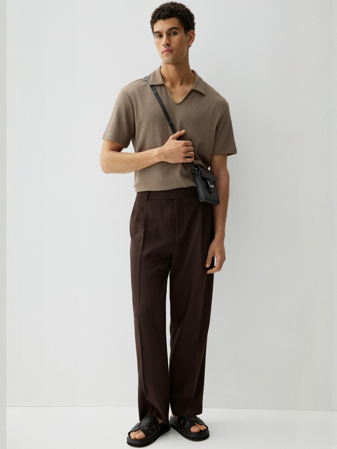 H&M Regular Fit Collared T-shirt