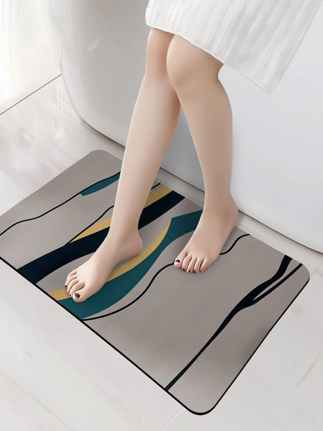 Sittella Grey Abstract Printed Bath Rugs