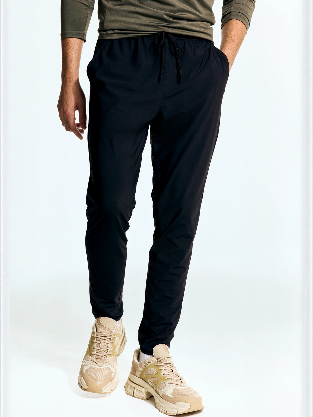H&M Men Drymove Sports Trousers In 4-Way Stretch