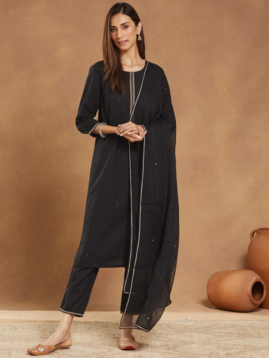 Fabindia Women Solid Kurta with Trousers & Dupatta