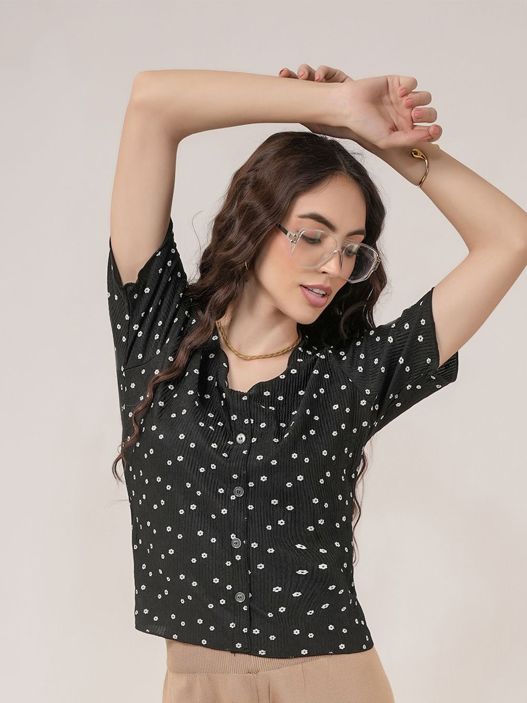 clobug Women Floral Printed Micro or Ditsy Print Round Neck V-Neck Top