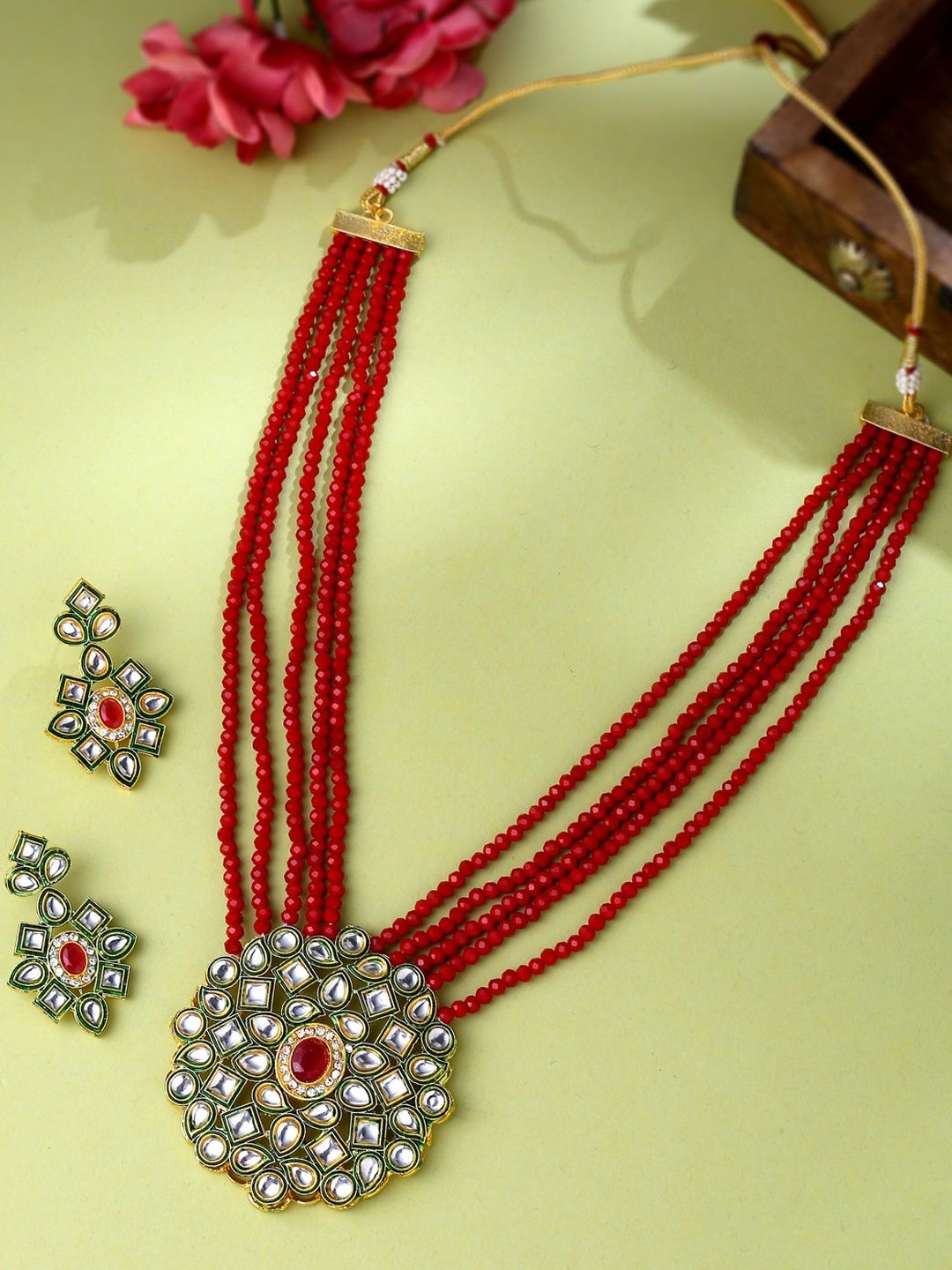 Anouk Women Silver-Plated Yellow American Diamond-Studded Necklace and Earrings