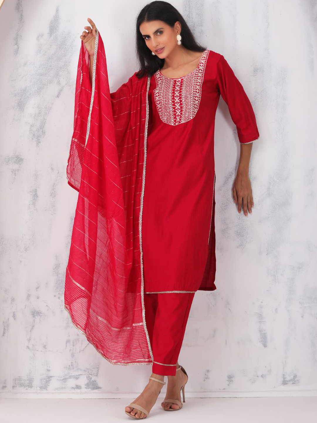 Sold For Style Women Ethnic Motifs Embroidered Thread Work Kurta with Trouser & Dupatta