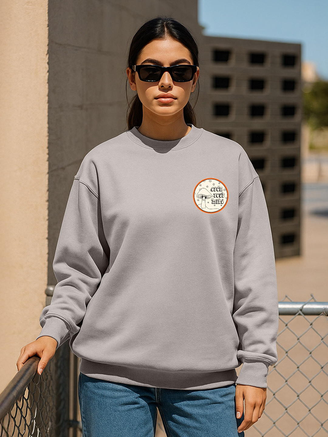 JUNEBERRY Women Grey Printed Cotton Fleece Crew Neck Pullover Oversized Sweatshirt