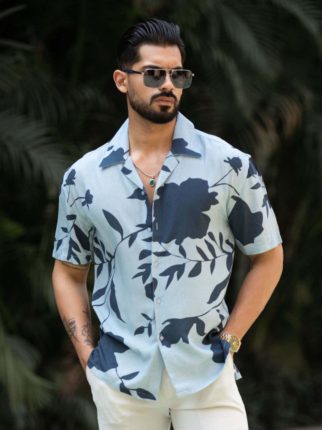 Urban Scissors Men Comfort Fit Floral Printed Spread Collar Casual Shirt