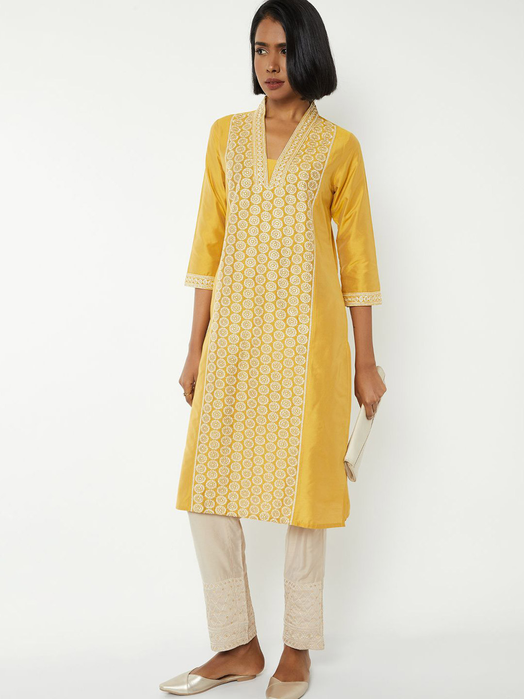 max Geometric Embroidered Square Neck Chikankari Straight Kurta