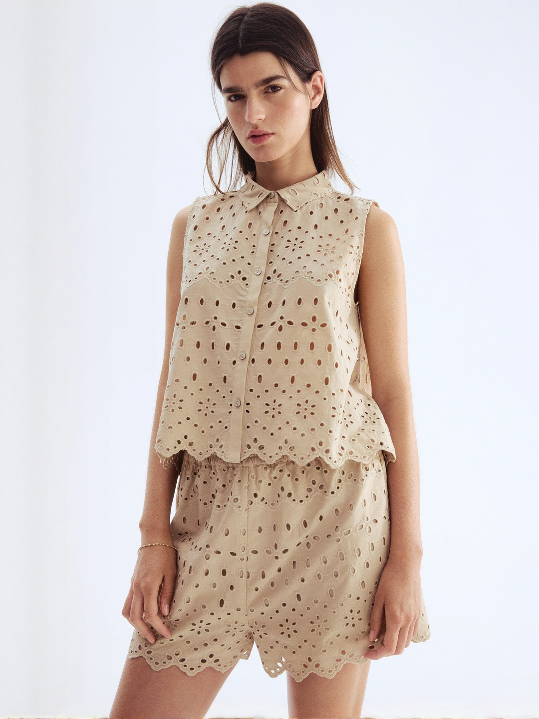 H&M Broderie Anglaise Shorts
