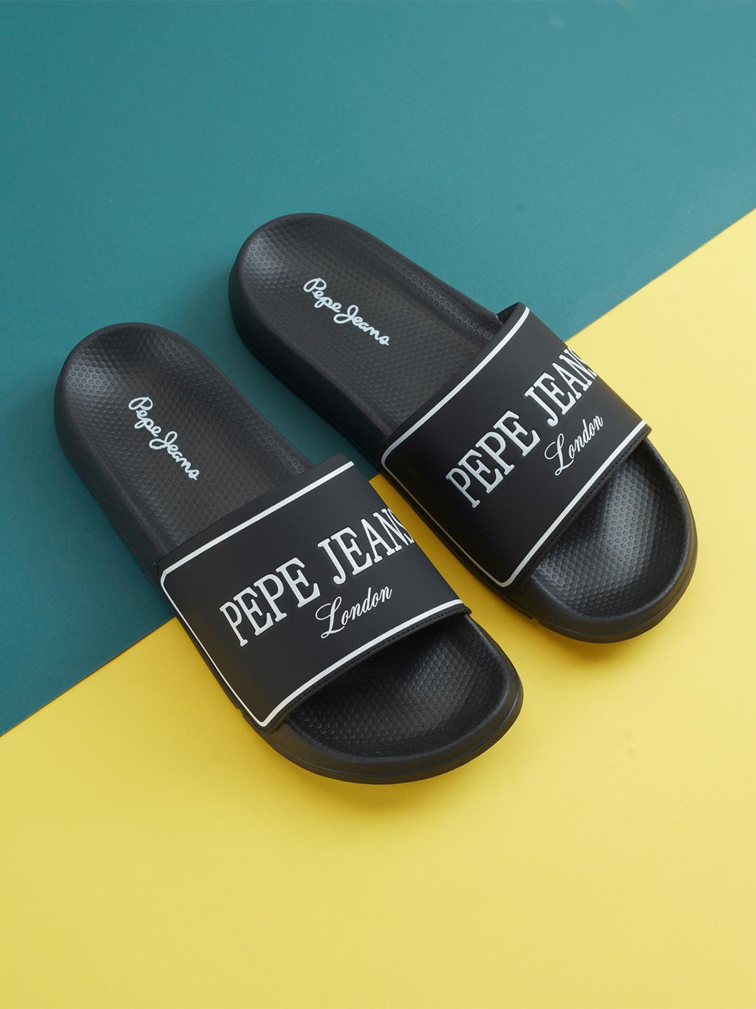 Pepe Jeans Men Logo Printed Anti Skid Slider