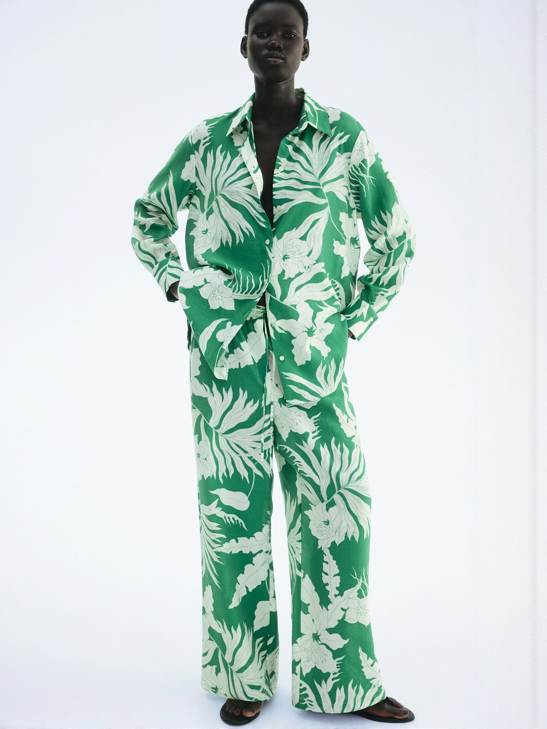 H&M Patterned Oversized Shirt