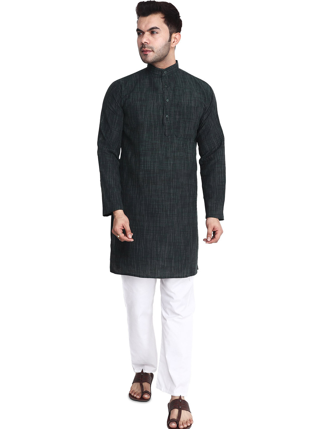Aaryavar Striped Mandarin Collar Thread Work Straight Kurta