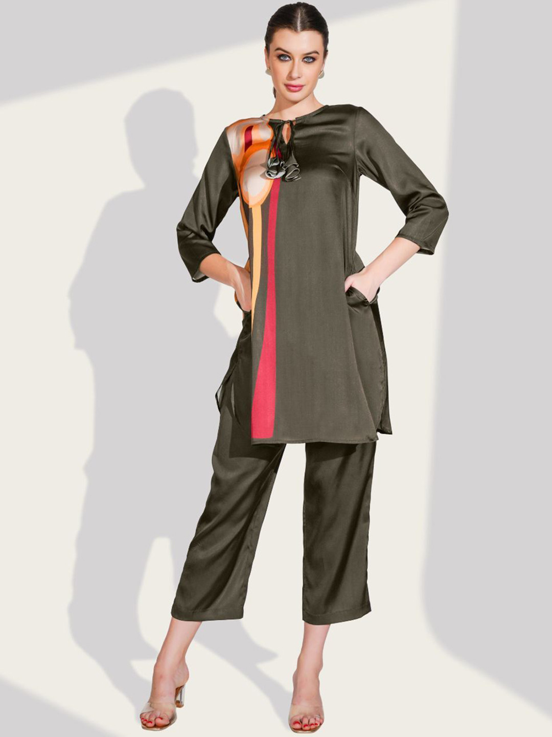 Zolo Label Smoky Grace Printed Round Neck Tunic With Trousers Co-Ords