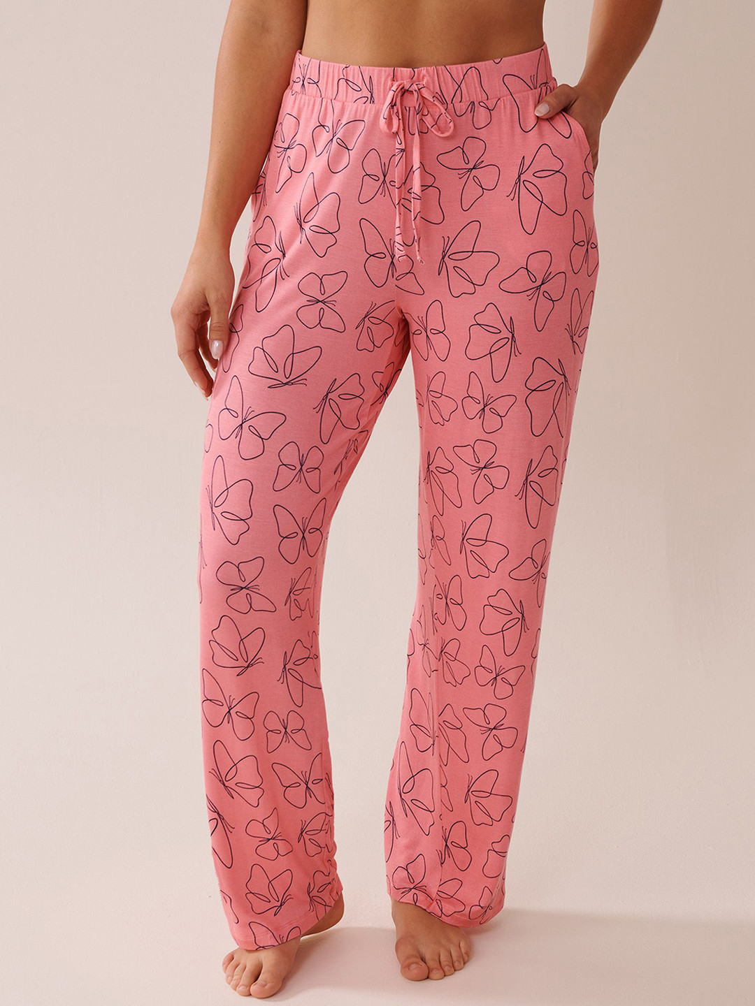 La Vie en Rose Women Butterfly Printed Straight-Leg Lounge Pant