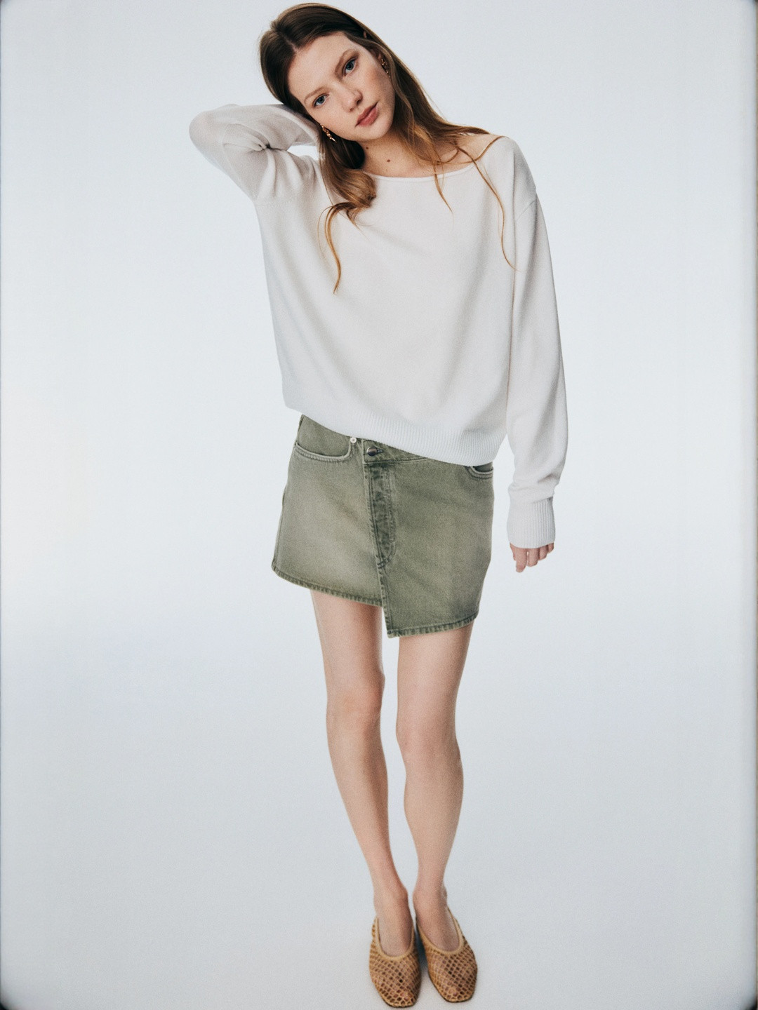 H&M Off-The-Shoulder Jumper