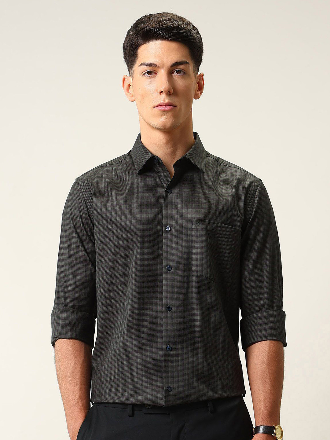 Arrow Men Liberty Classic Fit Checked Spread Collar Pure Cotton Formal Ceremony Shirt