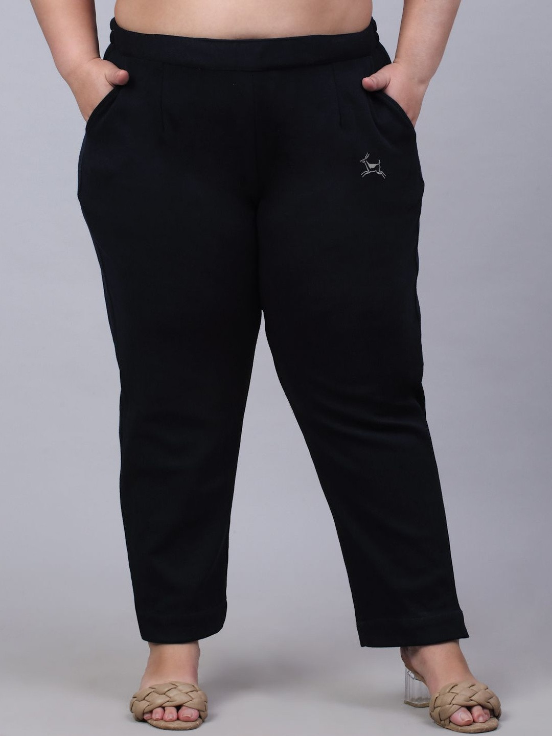 Trend Level Women Black Woolen Relaxed Plus Size Easy Wash Pleated Trousers
