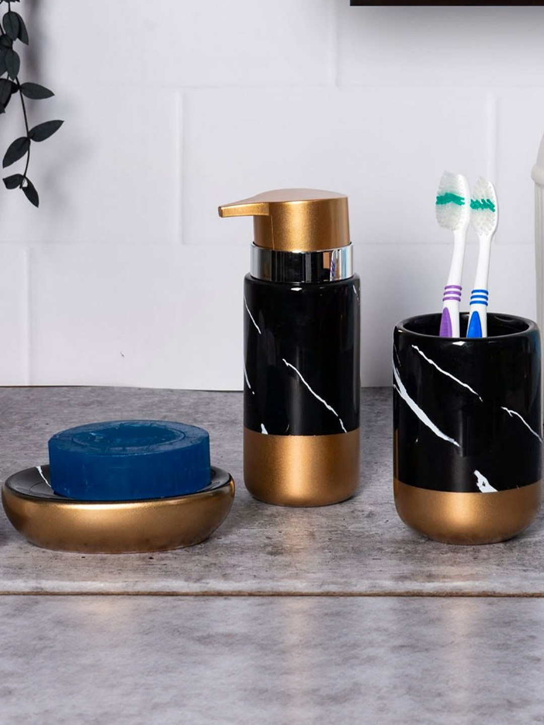 AARVI DECOR STUDIO Black & Gold-Toned Set of 3 Ceramic Bathroom Accessories