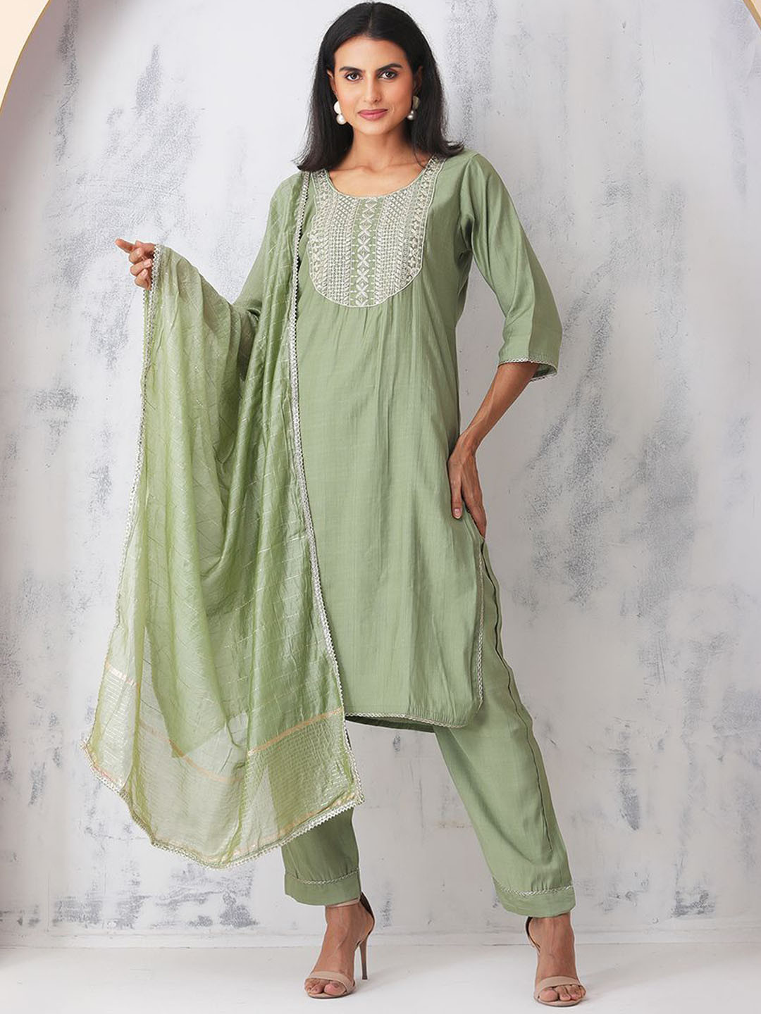 Sold For Style Women Ethnic Motifs Embroidered Kurta with Trousers & Dupatta