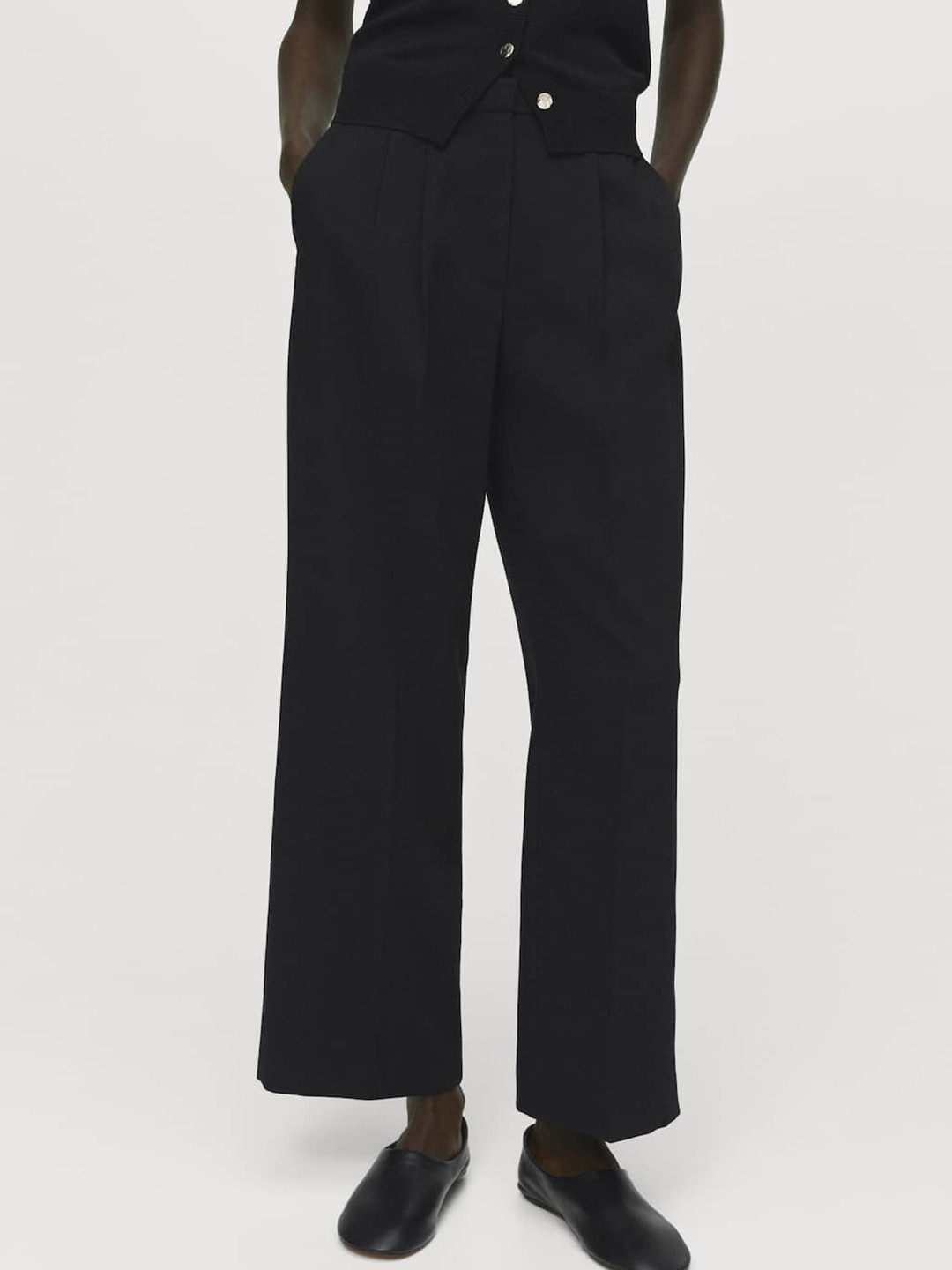 MANGO Women Mid-Rise Straight Fit Pleated Trousers