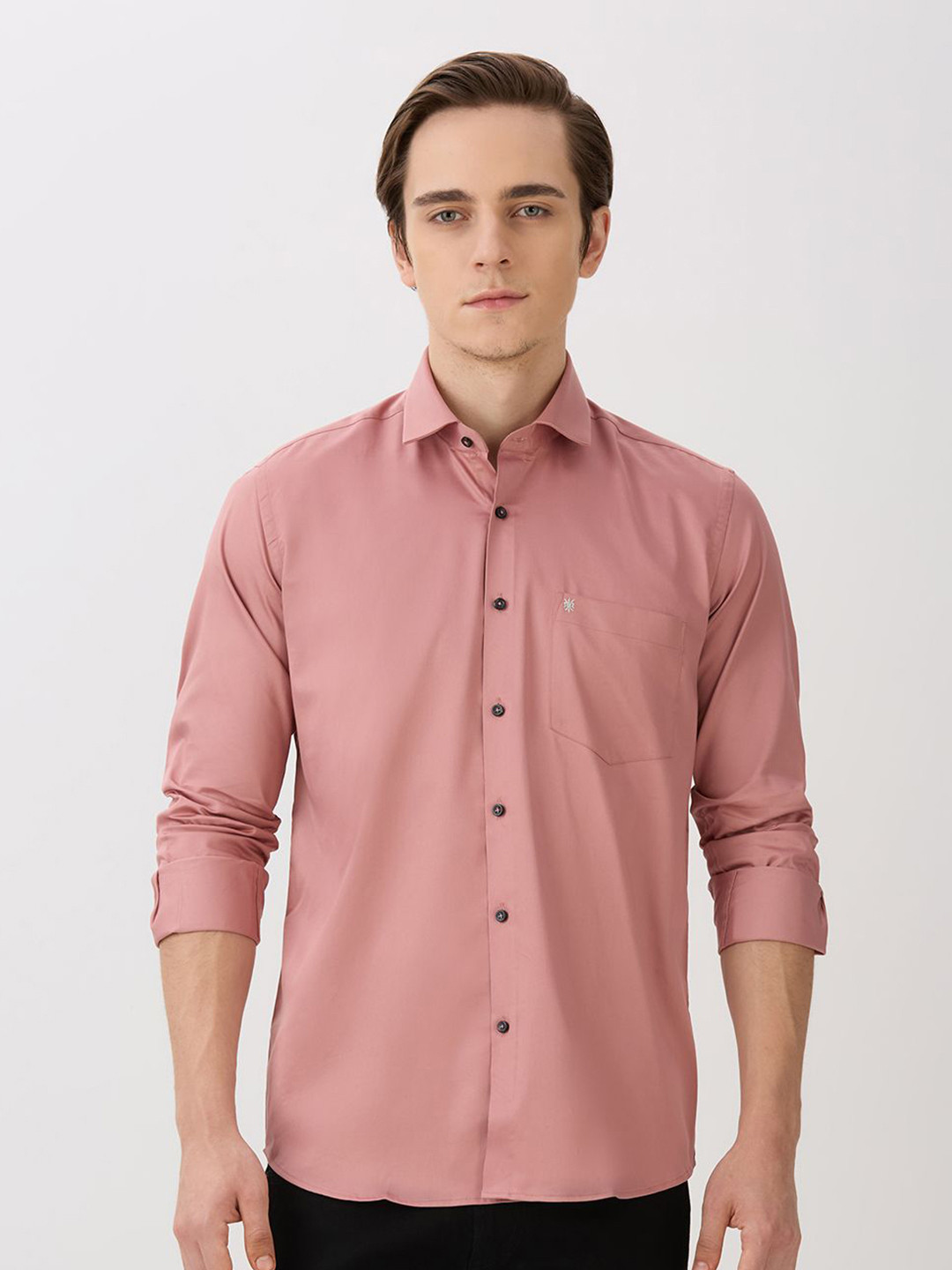 John Philips Solid Spread Collar Cotton Regular Fit Shirt