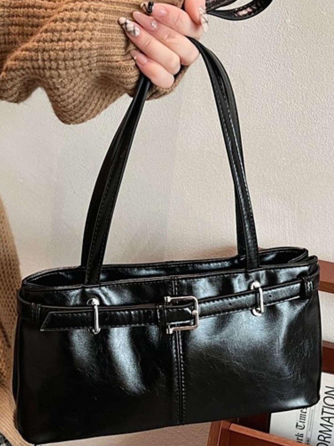 CORSICA Black Solid PU Regular PU Swagger Shoulder Bag