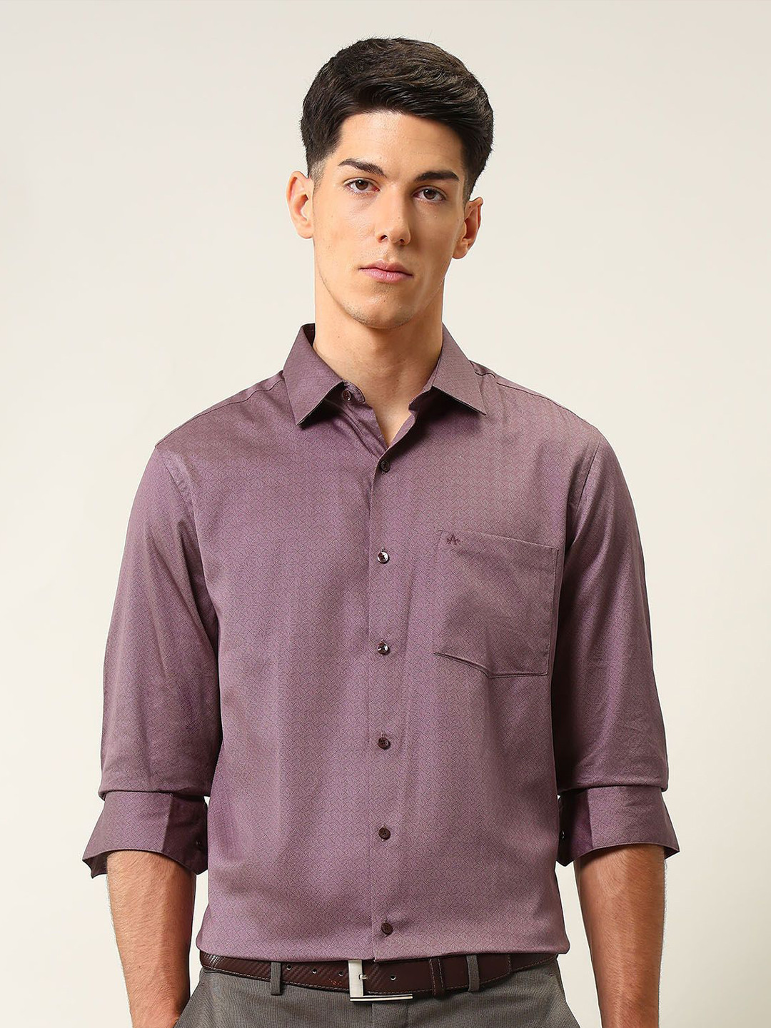 Arrow Men Liberty Classic Fit Textured Spread Collar Pure Cotton Formal Ceremony Shirt