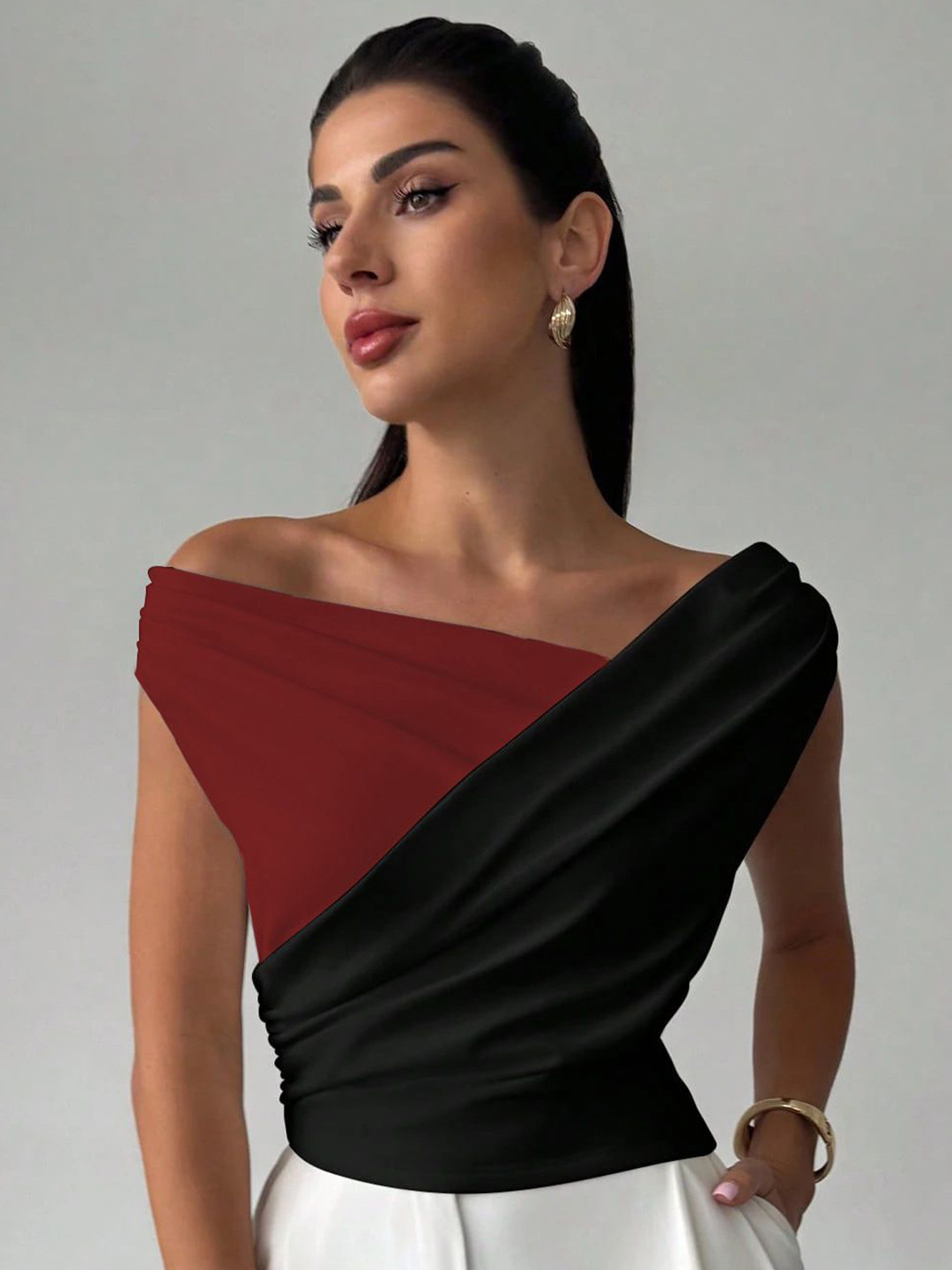 StyleCast Women Colorblocked Off-Shoulder Fitted Top