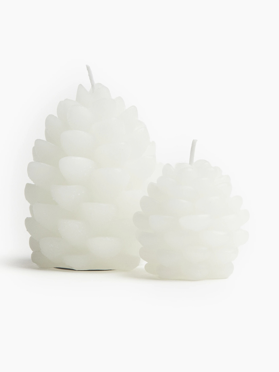H&M Small Pine-Cone Shaped Candle Smokeless 1 Wick Solid Tree Regular Tea Light Candles