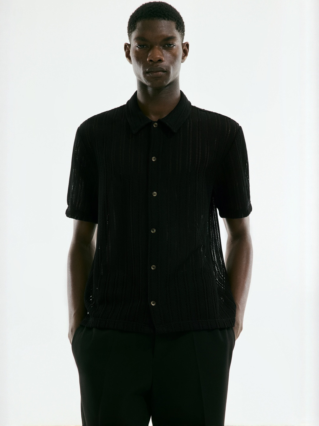 H&M Regular Fit Crochet-Look Shirt