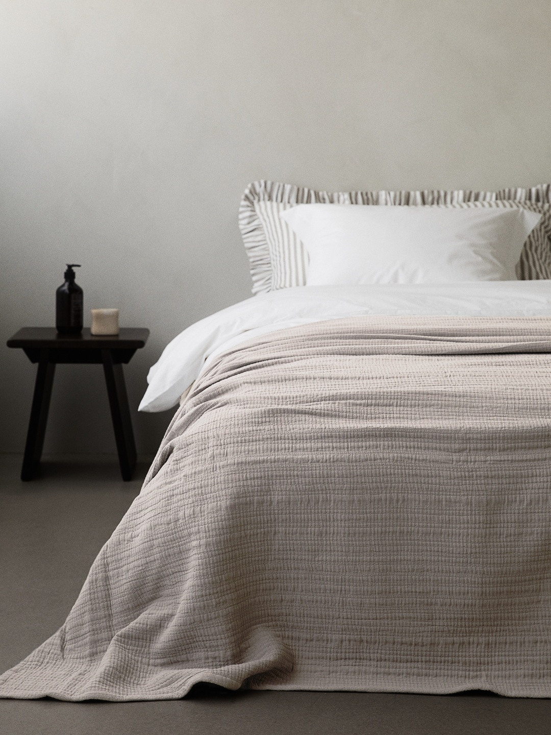 H&M Pure Cotton Muslin Bedspread