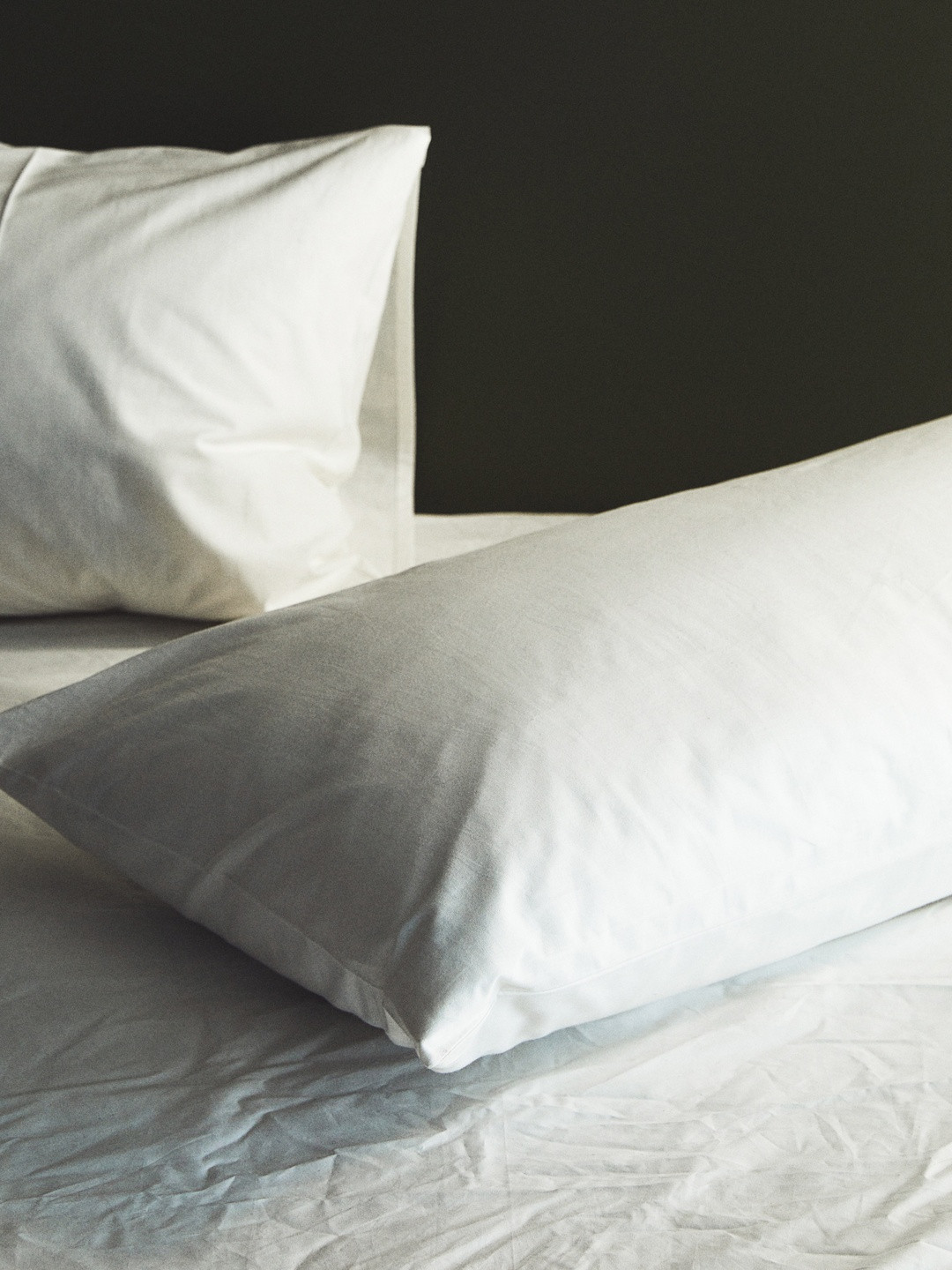 H&M White Cotton Pillowcase