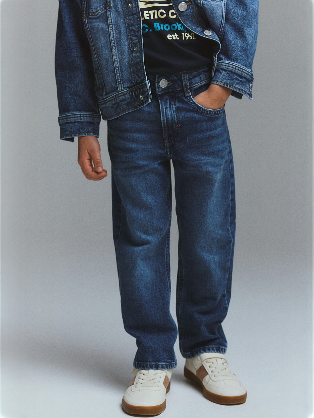 H&M Relaxed Fit Jeans