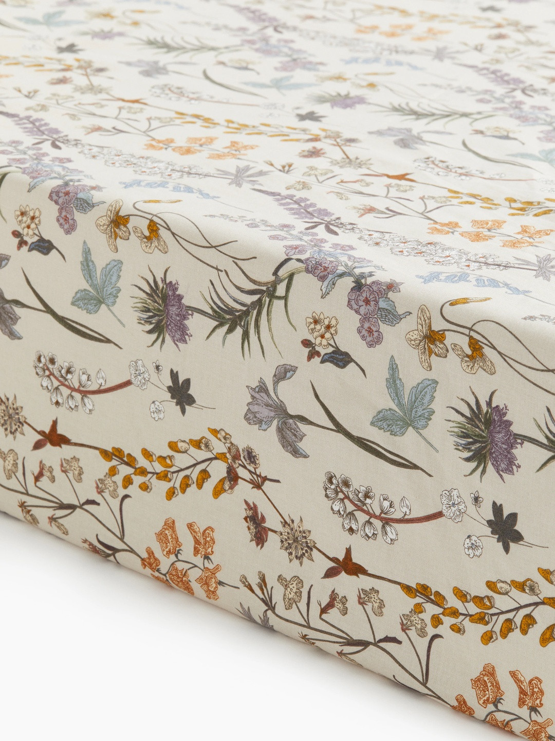 H&M Beige Floral Cotton 144 TC Fitted Single Bedsheet -79 x 47 inches
