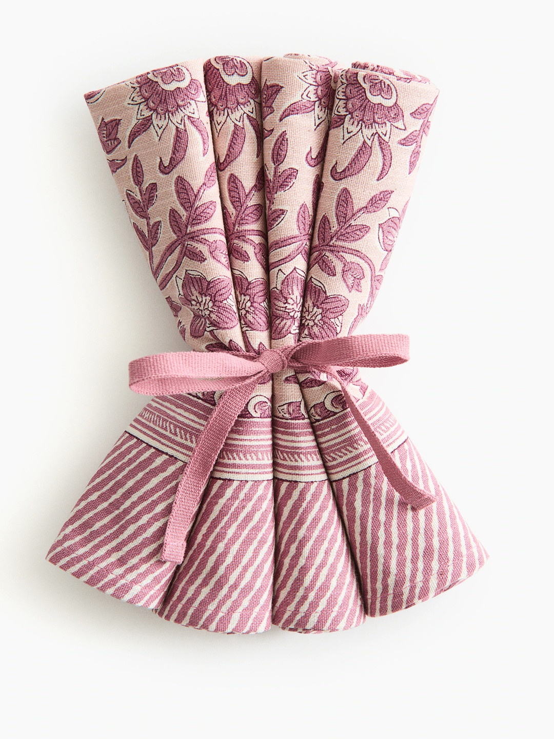 H&M 4-Pack Patterned Napkins