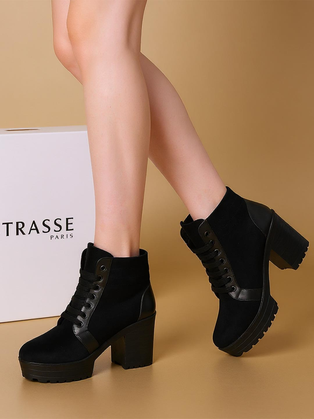 STRASSE PARIS Women Ankle Length Block Heeled  Lace-Ups Boots