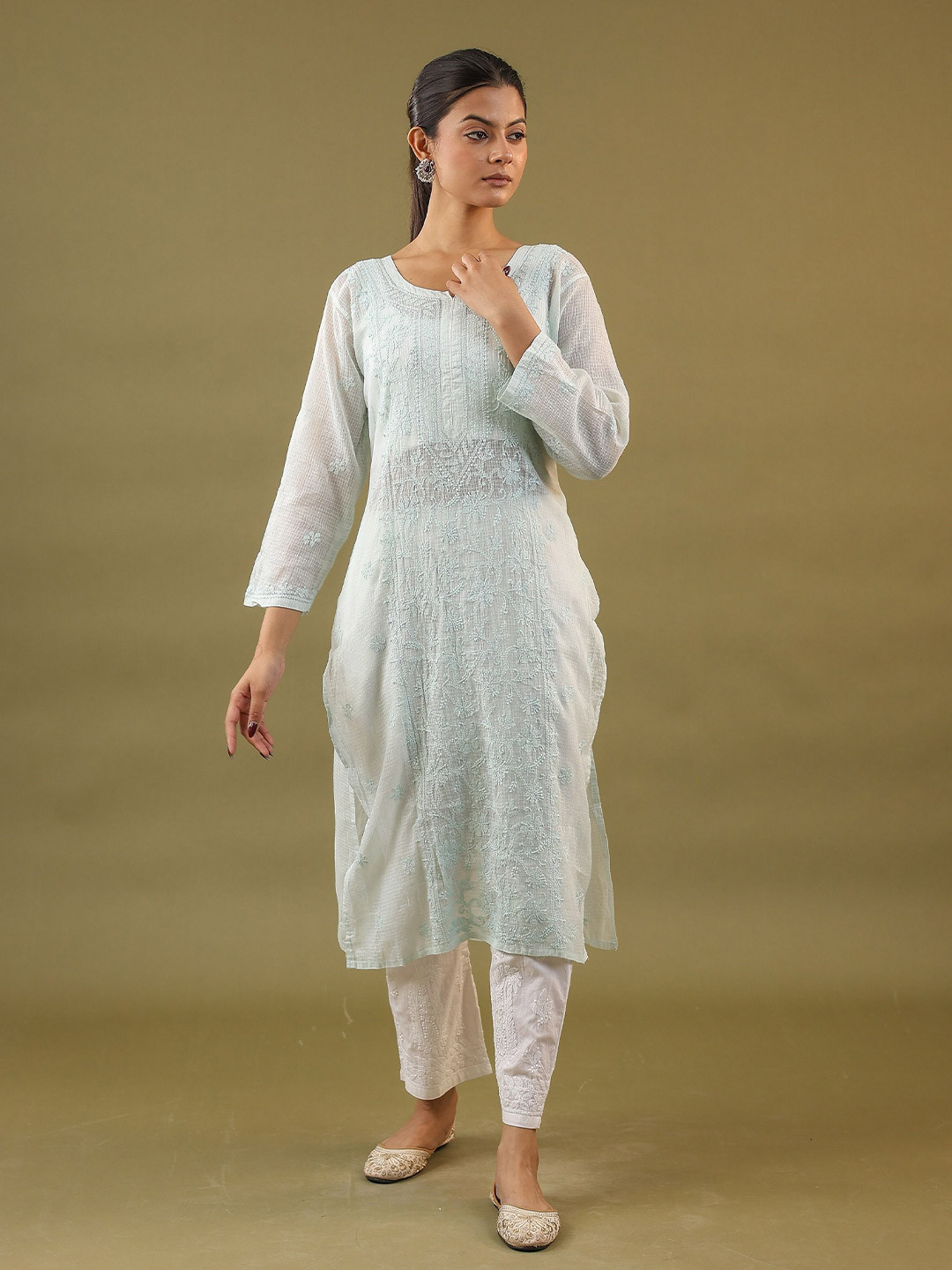 Janaki Apparels Women Floral Printed Festive Cotton Straight Kurta