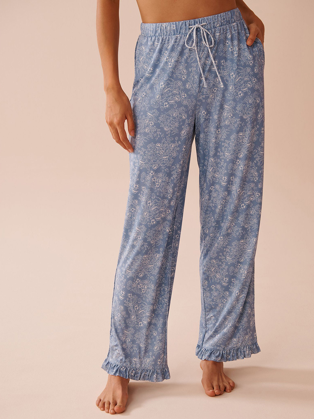 La Vie en Rose Ditsy Floral Print Ruffled Lounge Pants