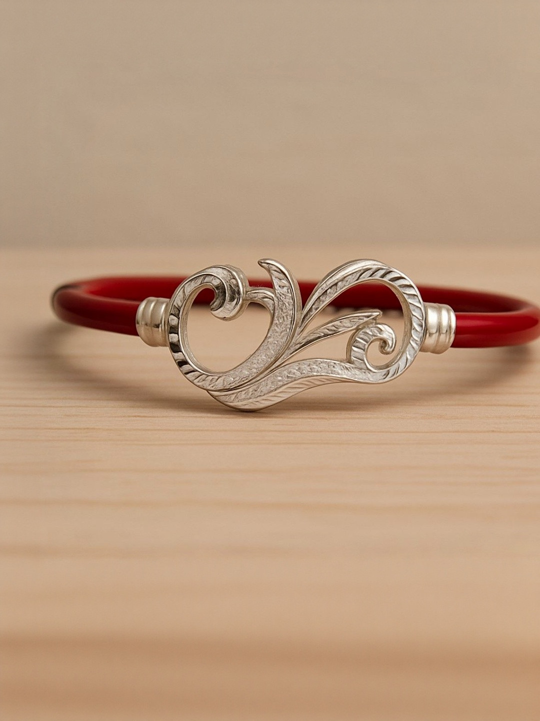 PARASMONI Women Sterling Silver Centerpiece Charm Bangle