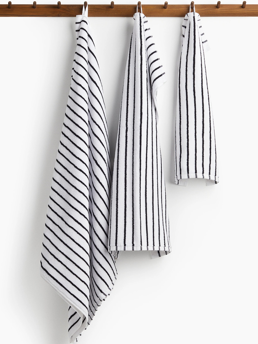 H&M White & Blue Striped Guest Towel