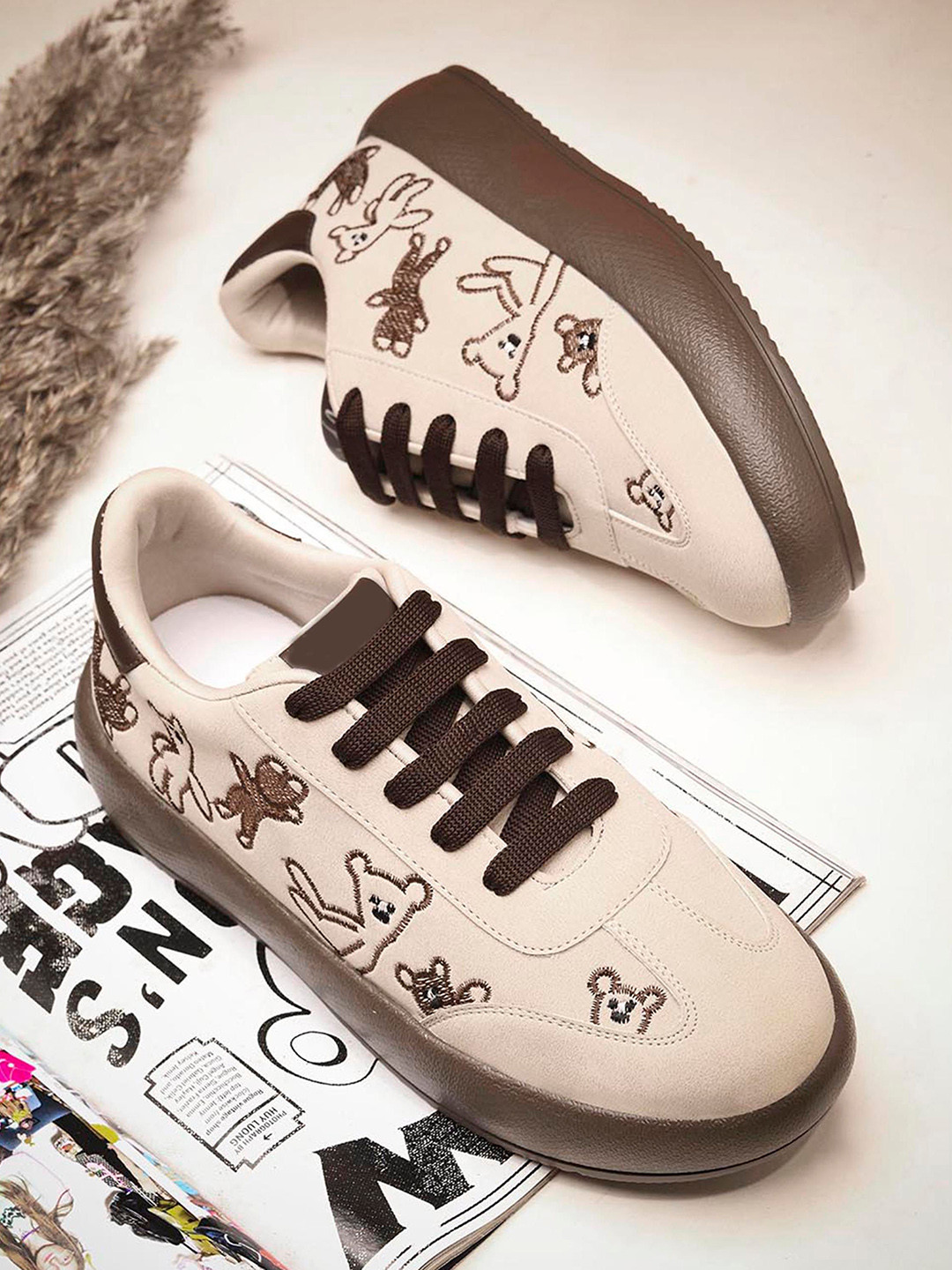Froh Feet Women Teddy Bear Embroidered Lace Ups Sneakers