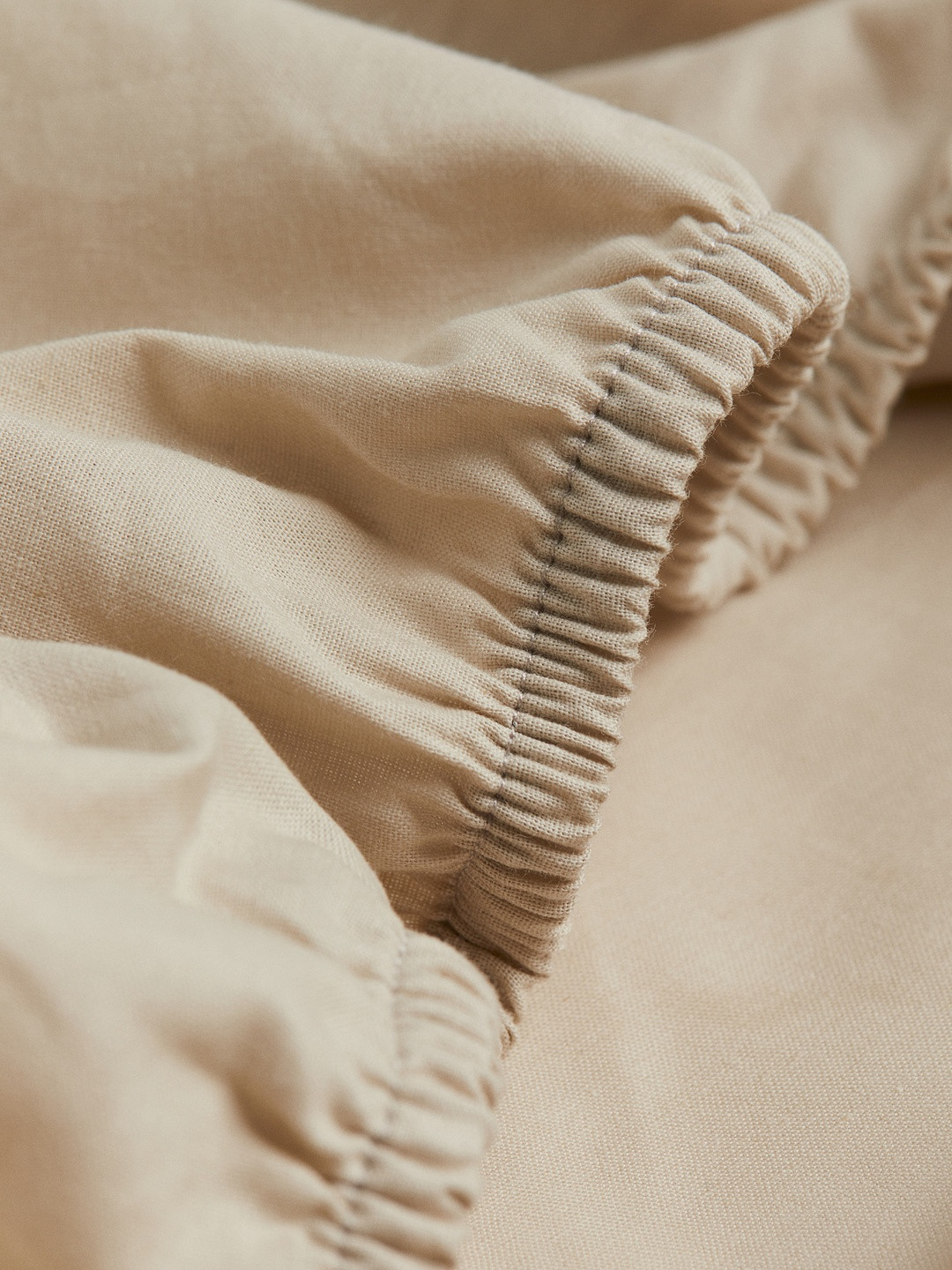 H&M Unisex Beige-Coloured Fitted Cotton Sheet